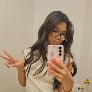 Meet your Posher, Hanah